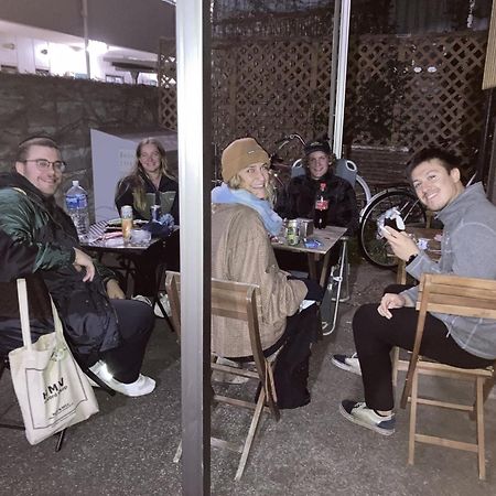 Хостел J'S Backpackers Токио Экстерьер фото